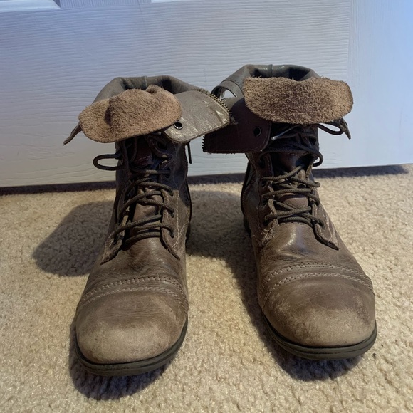 Grey leather combat boots - Picture 5 of 6